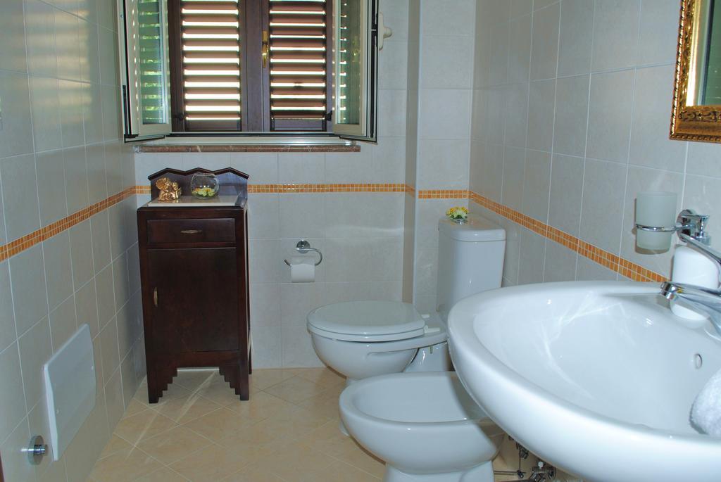 B&B Mareagrò Santa Teresa Di Riva Exterior foto