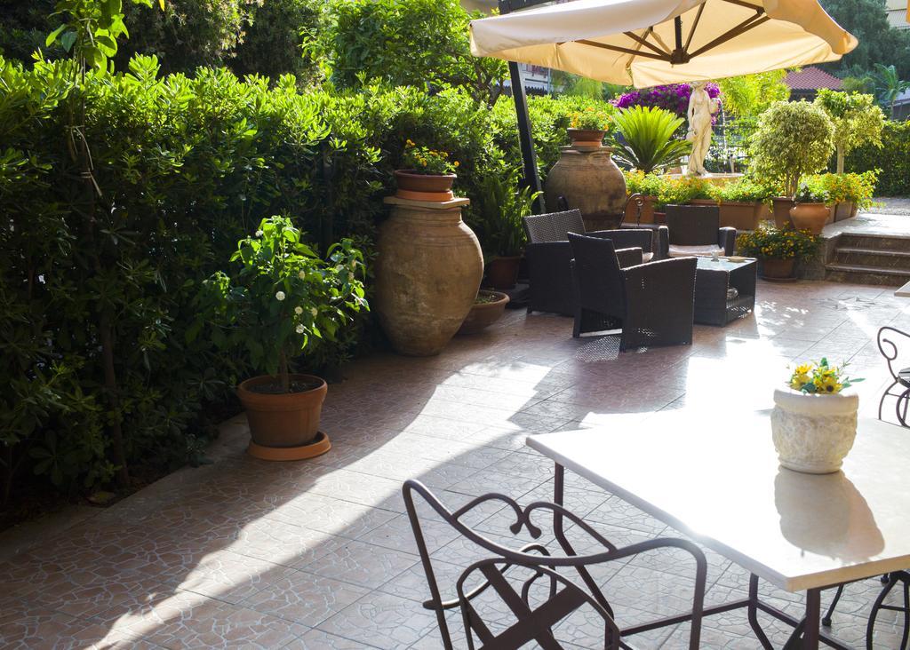 B&B Mareagrò Santa Teresa Di Riva Exterior foto